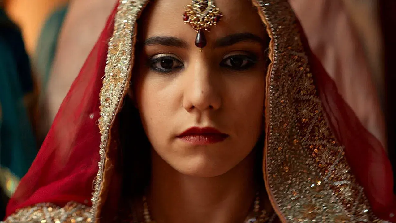 A Garota Ocidental - Entre o Coração e a Tradição