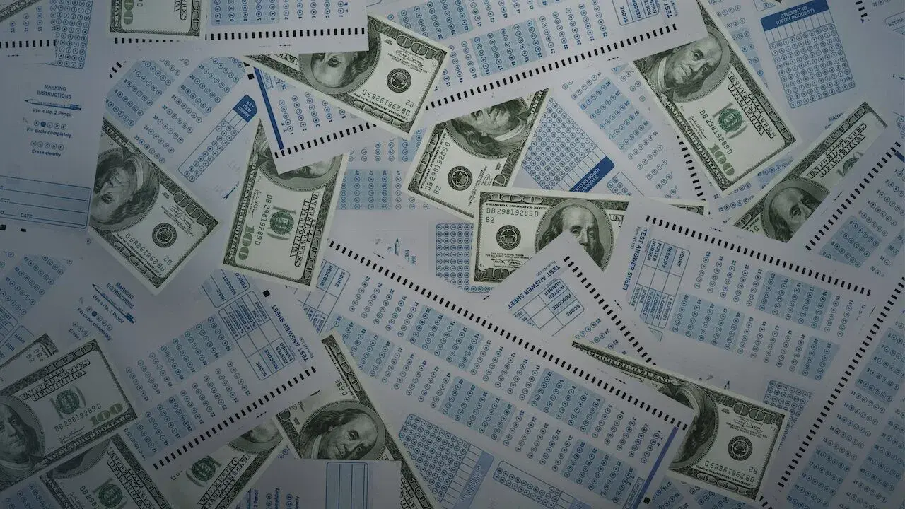 Educação Americana: Fraude E Privilégio