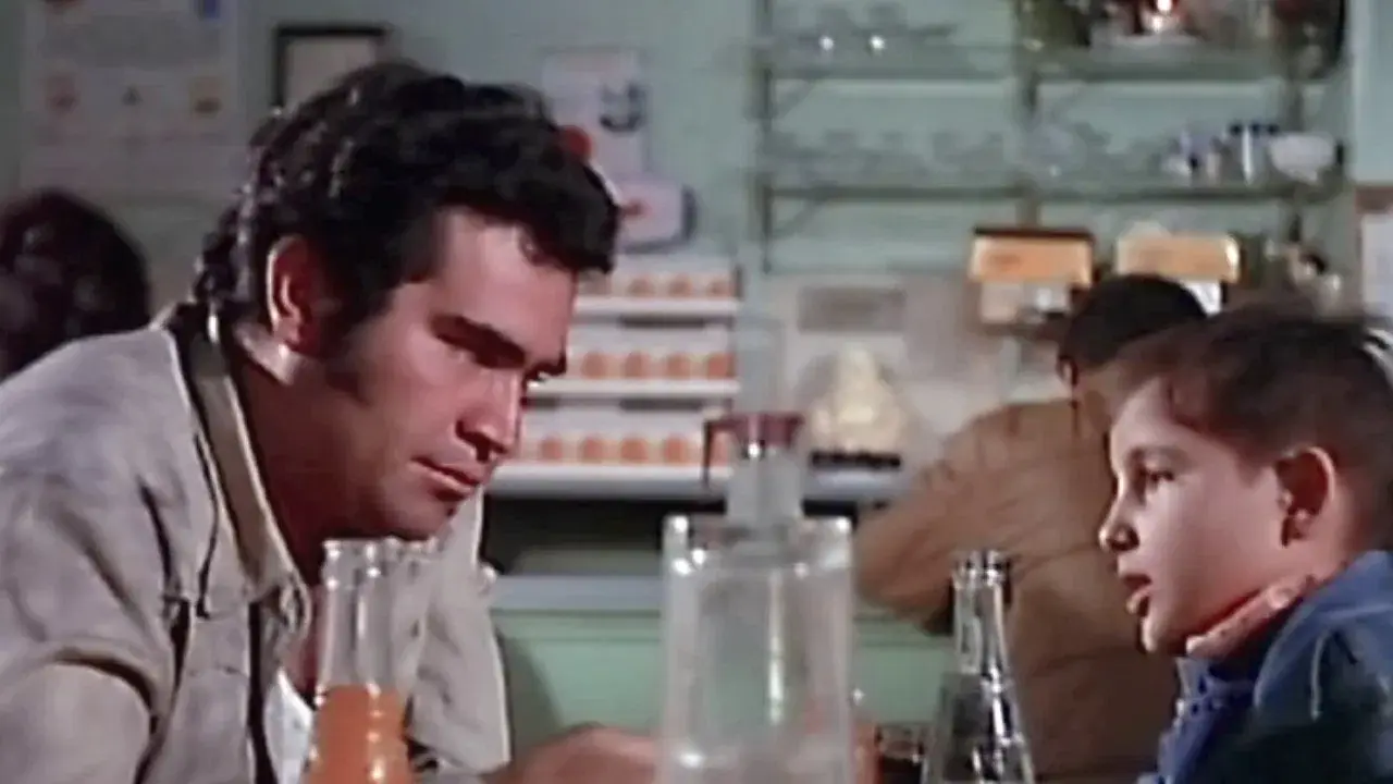 Uno Y Medio Contra El Mundo