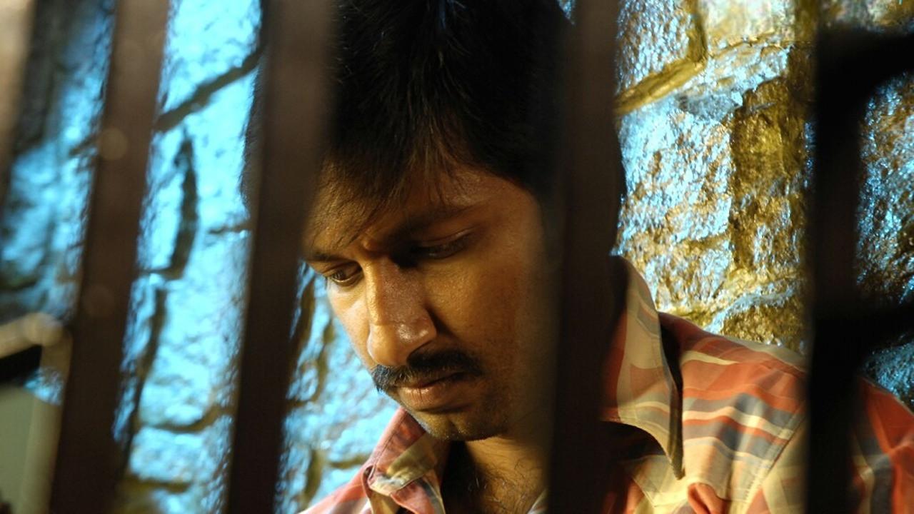 ఒక్కడున్నాడు