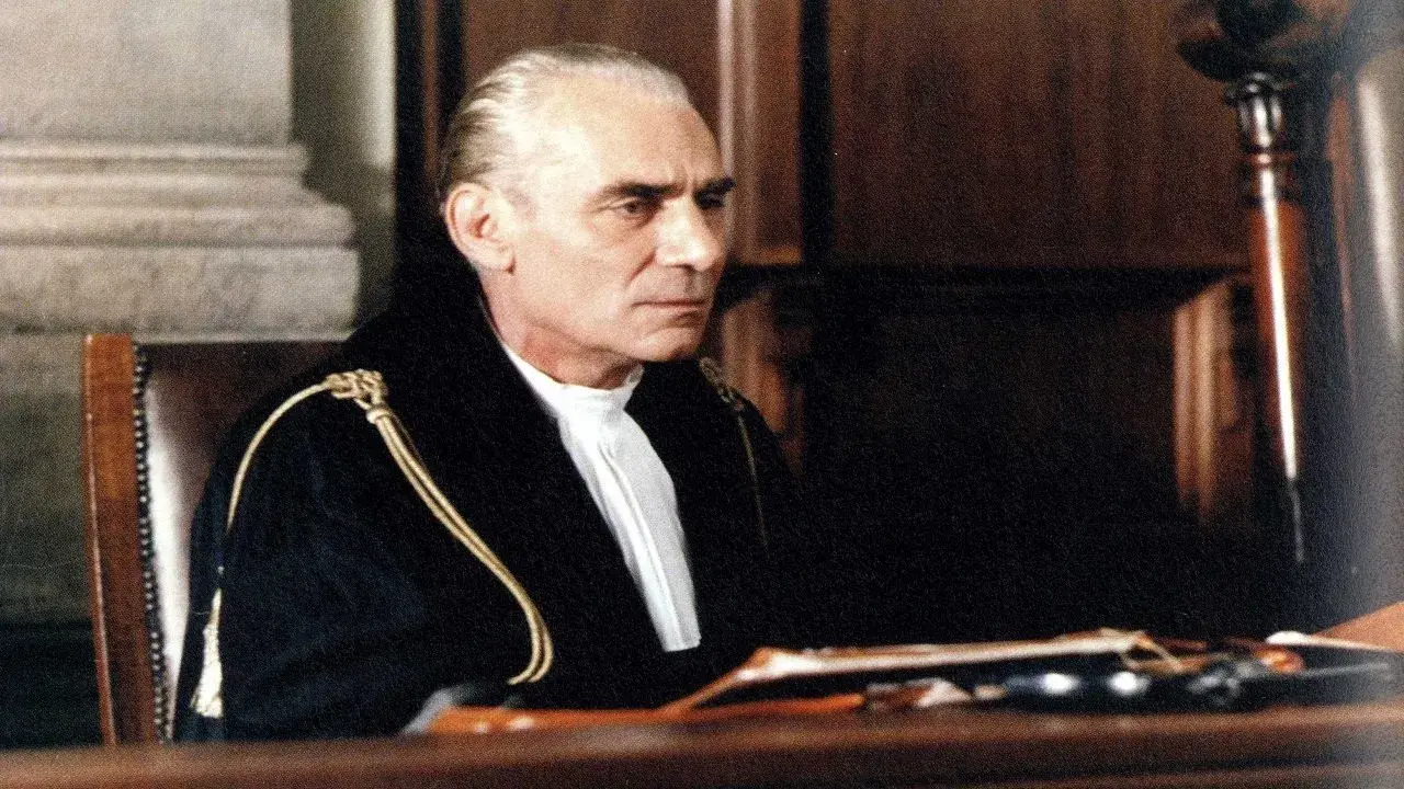 AS PORTAS DA JUSTIÇA