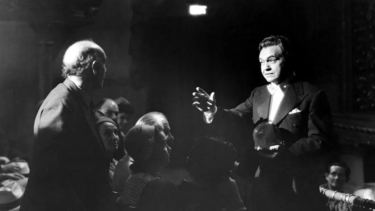 A Noite Tem Mil Olhos