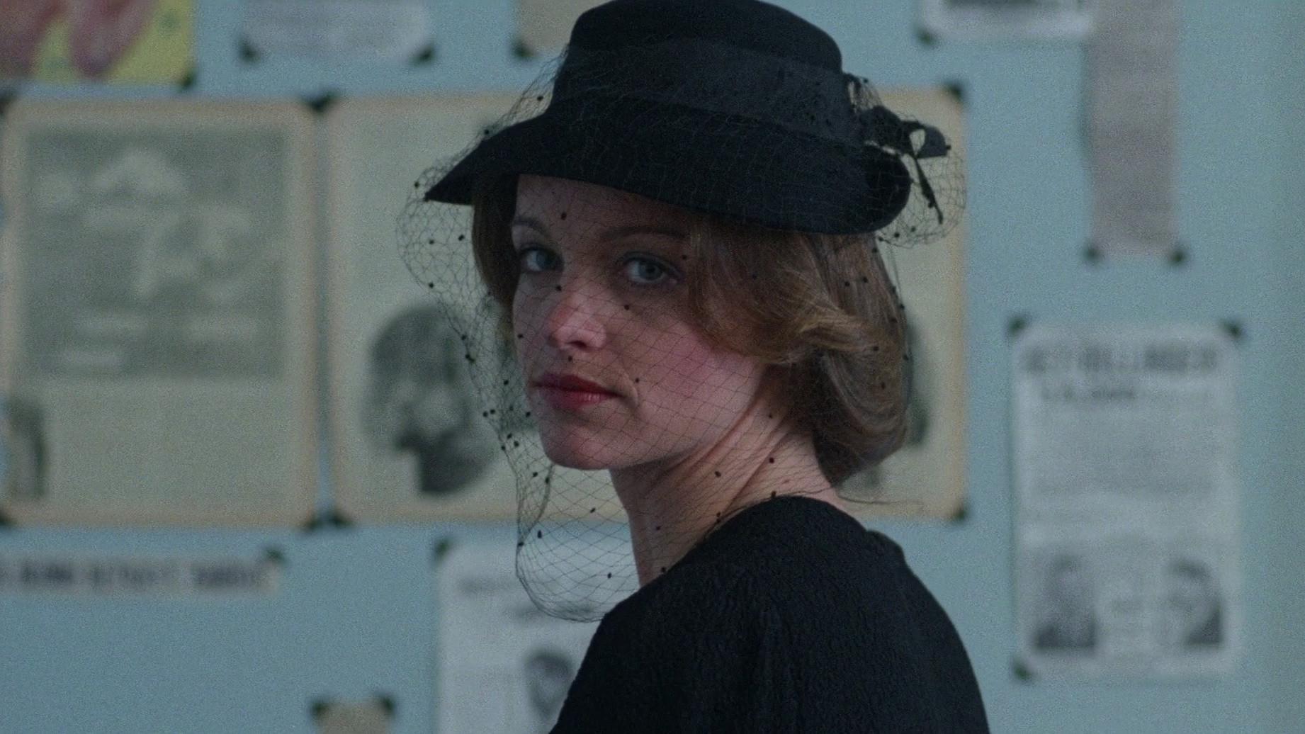 A Mulher de Vermelho