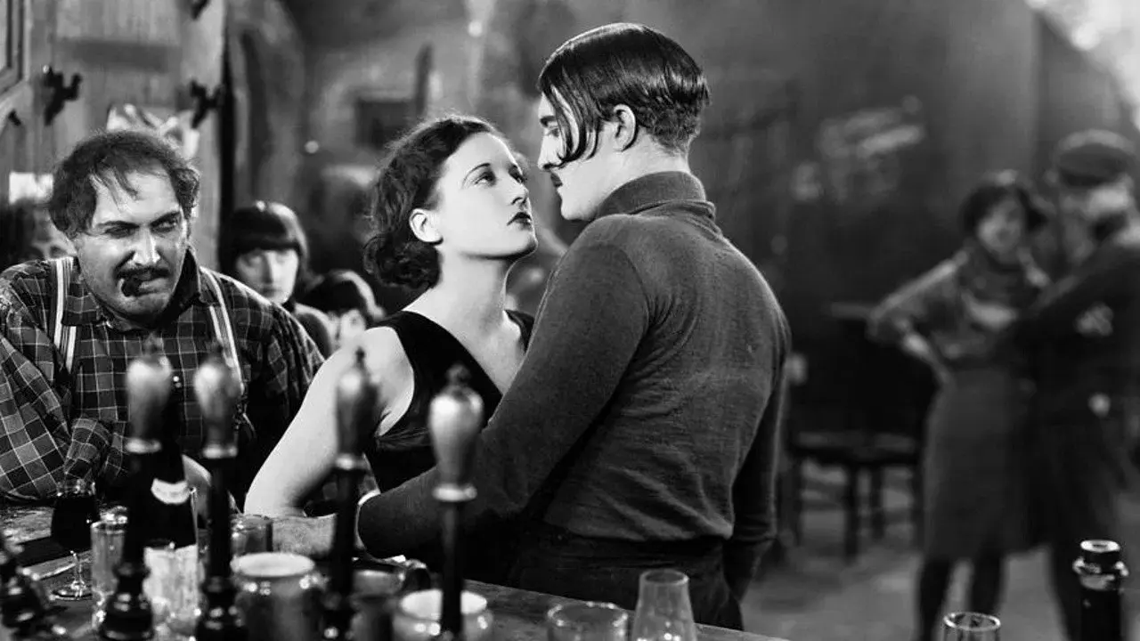 Uma Aventura em Paris