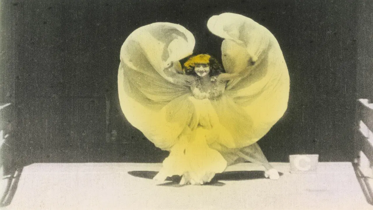 Annabelle Dança Serpentina