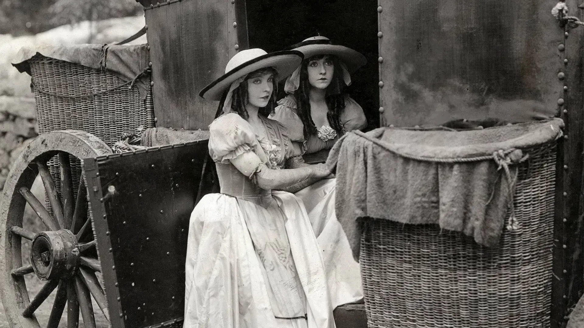 Órfãs da Tempestade