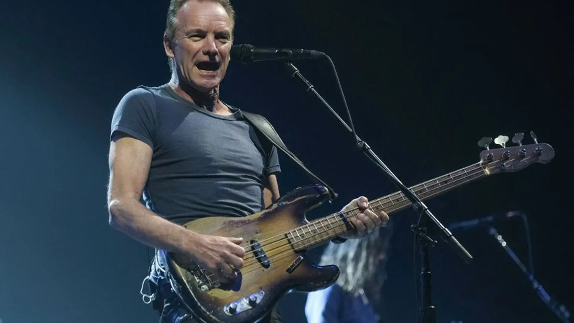 Sting - Live at the Olympia Paris