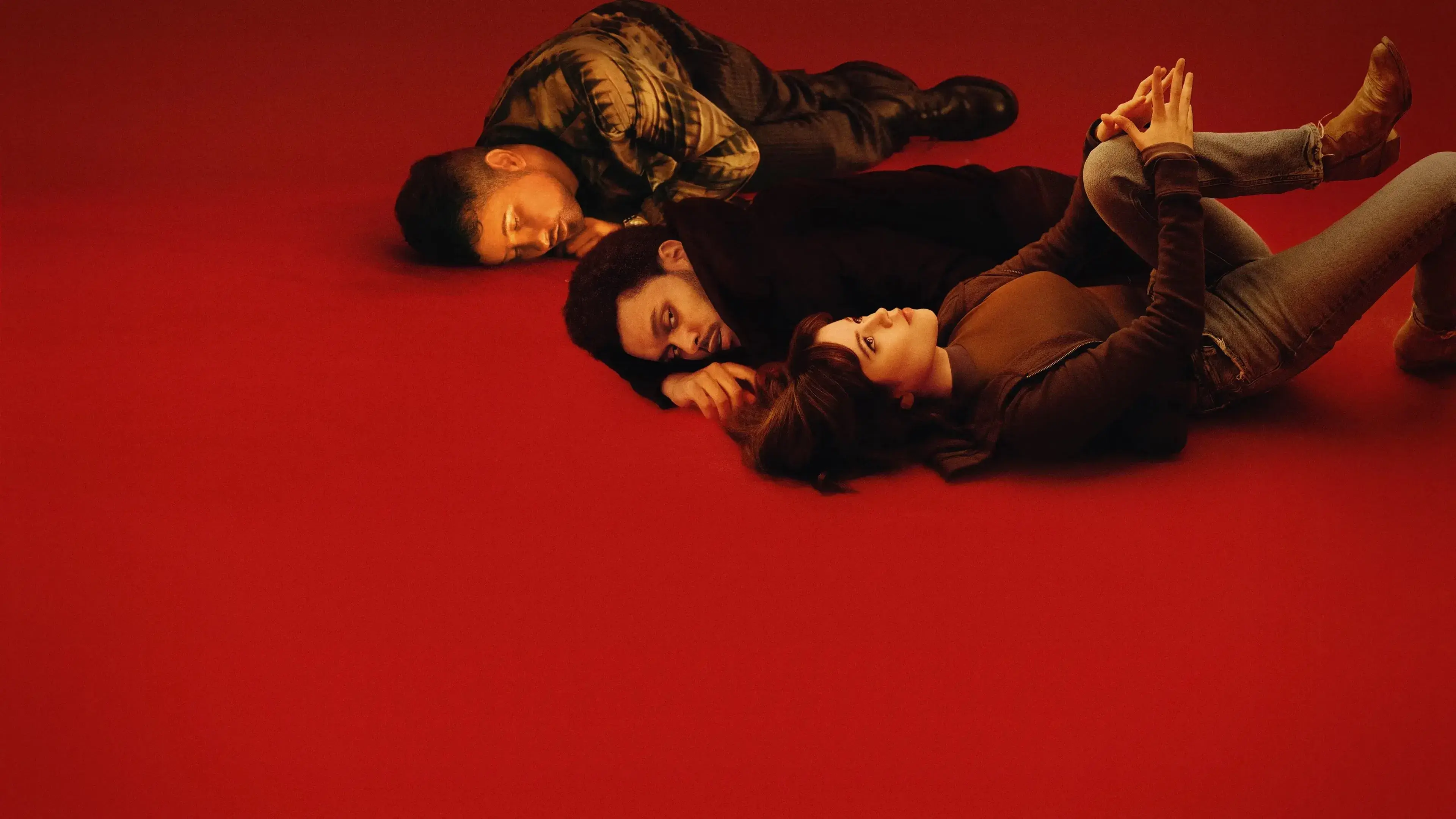 Hurry Up Tomorrow: Além dos Holofotes