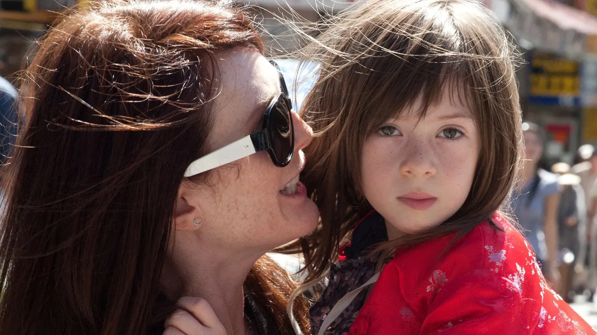 Pelos Olhos de Maisie