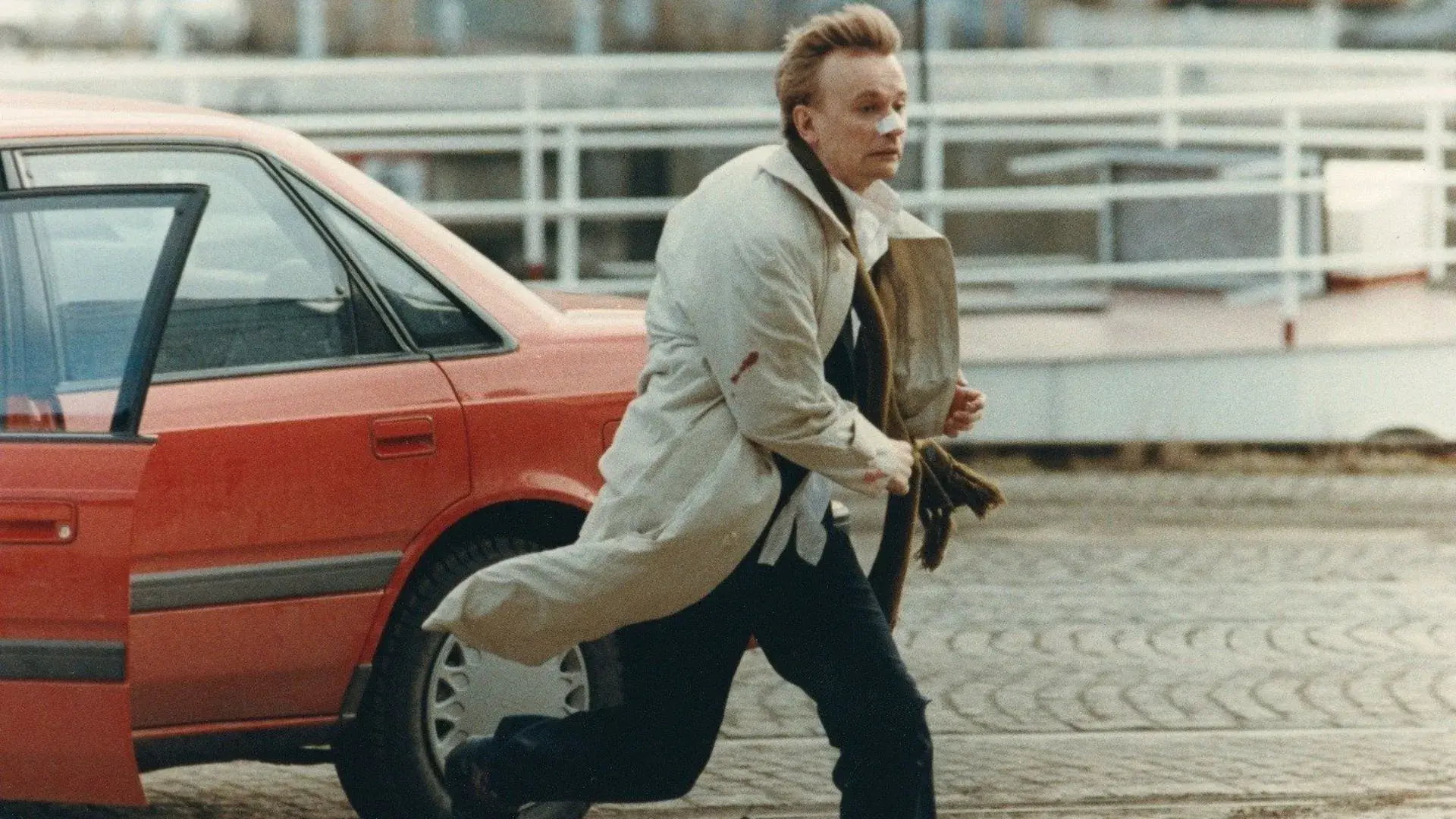 Harry Lund lägger näsan i blöt!