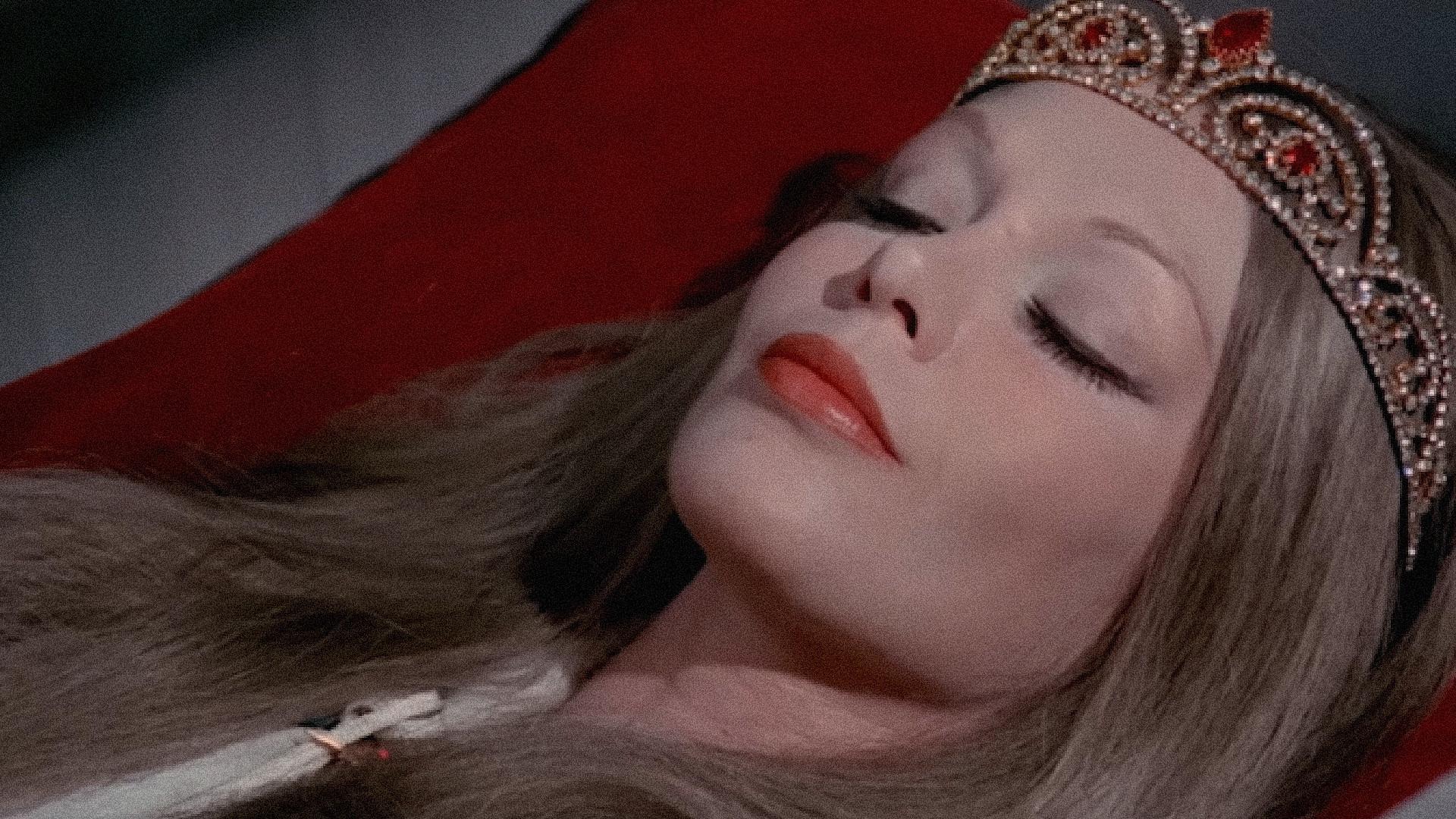 Hannah, Na Ilha dos Vampiros