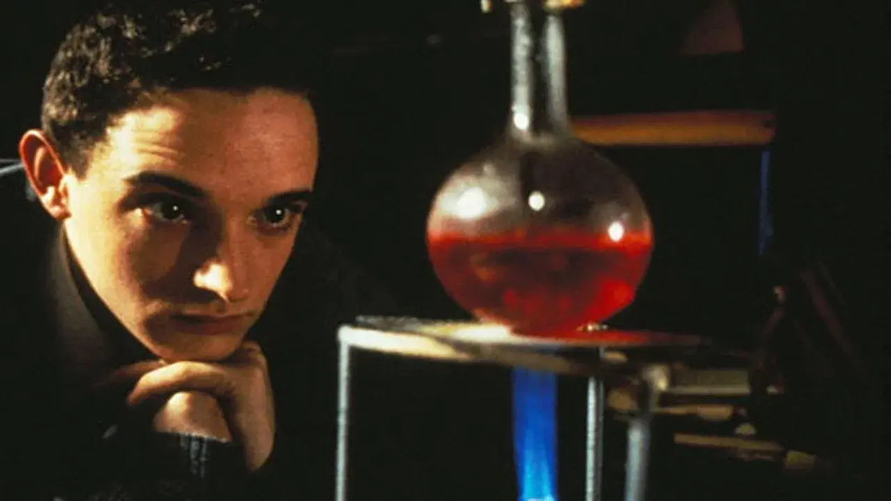 O Livro Secreto do Jovem Envenenador