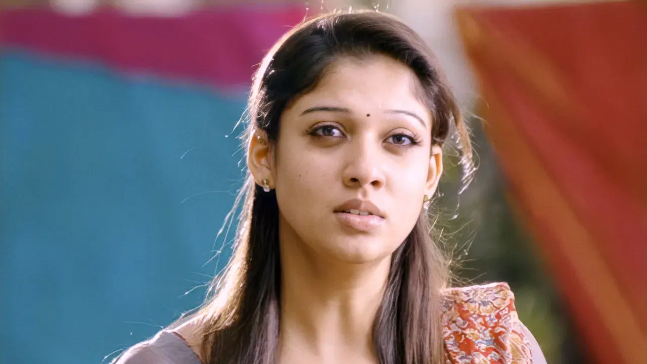 யாரடி நீ மோகினி