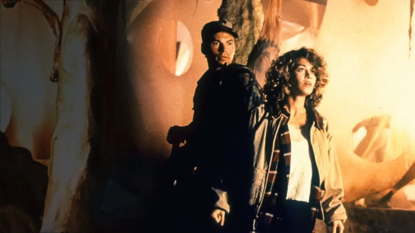 Sob o Domínio dos Aliens