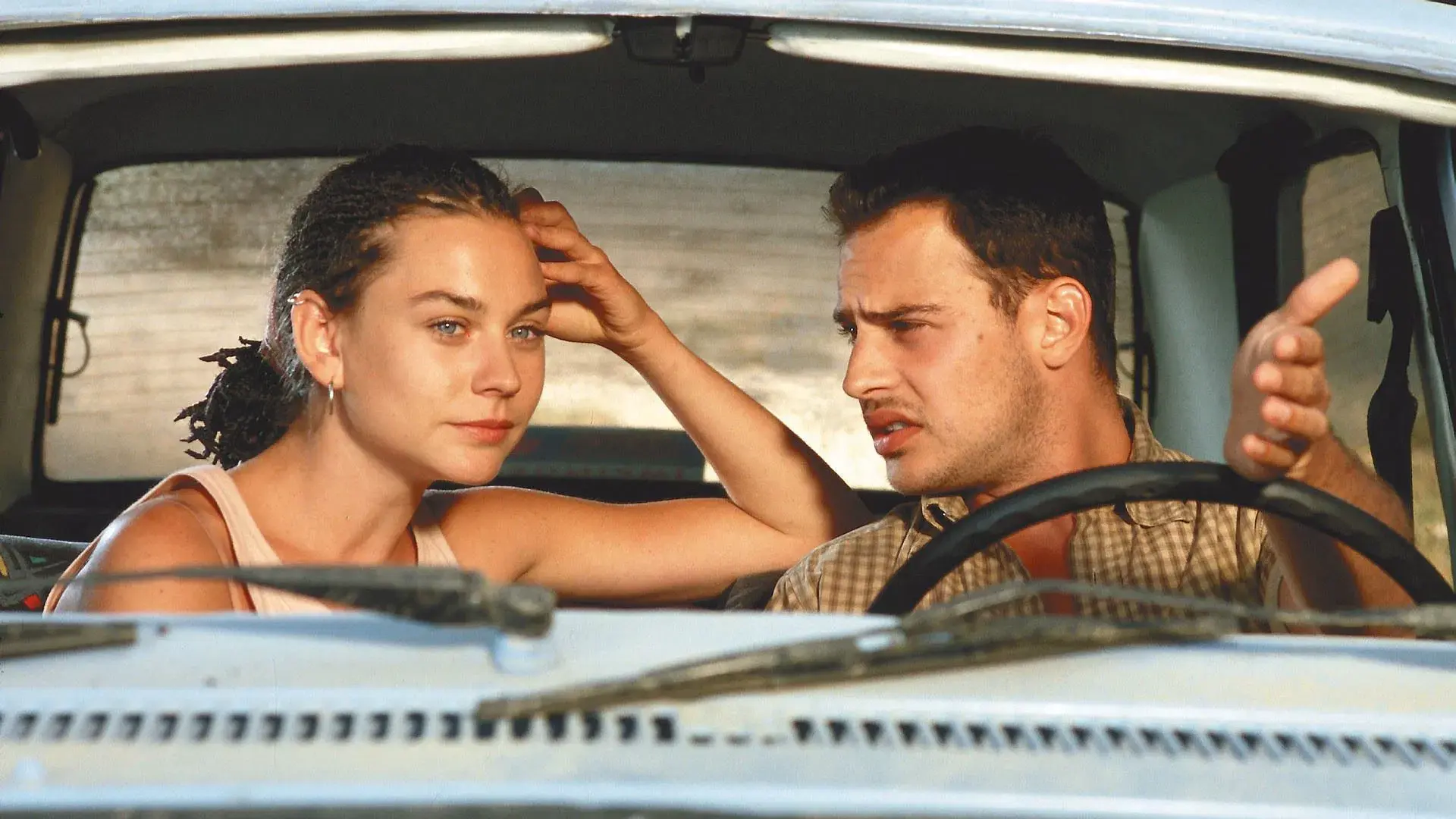 In July - O Outro Lado das Férias