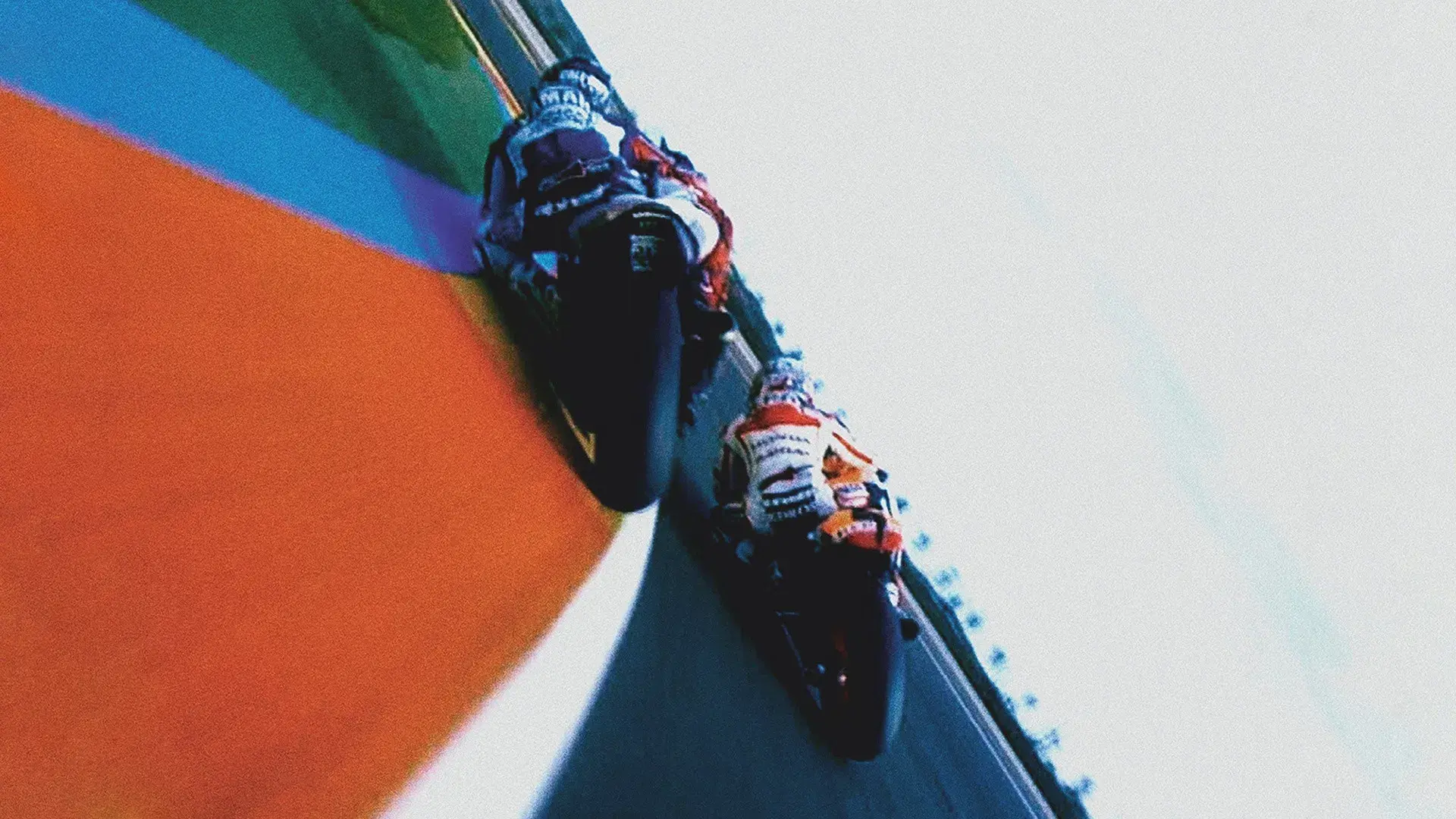 Hitting the Apex: A Curva Perfeita