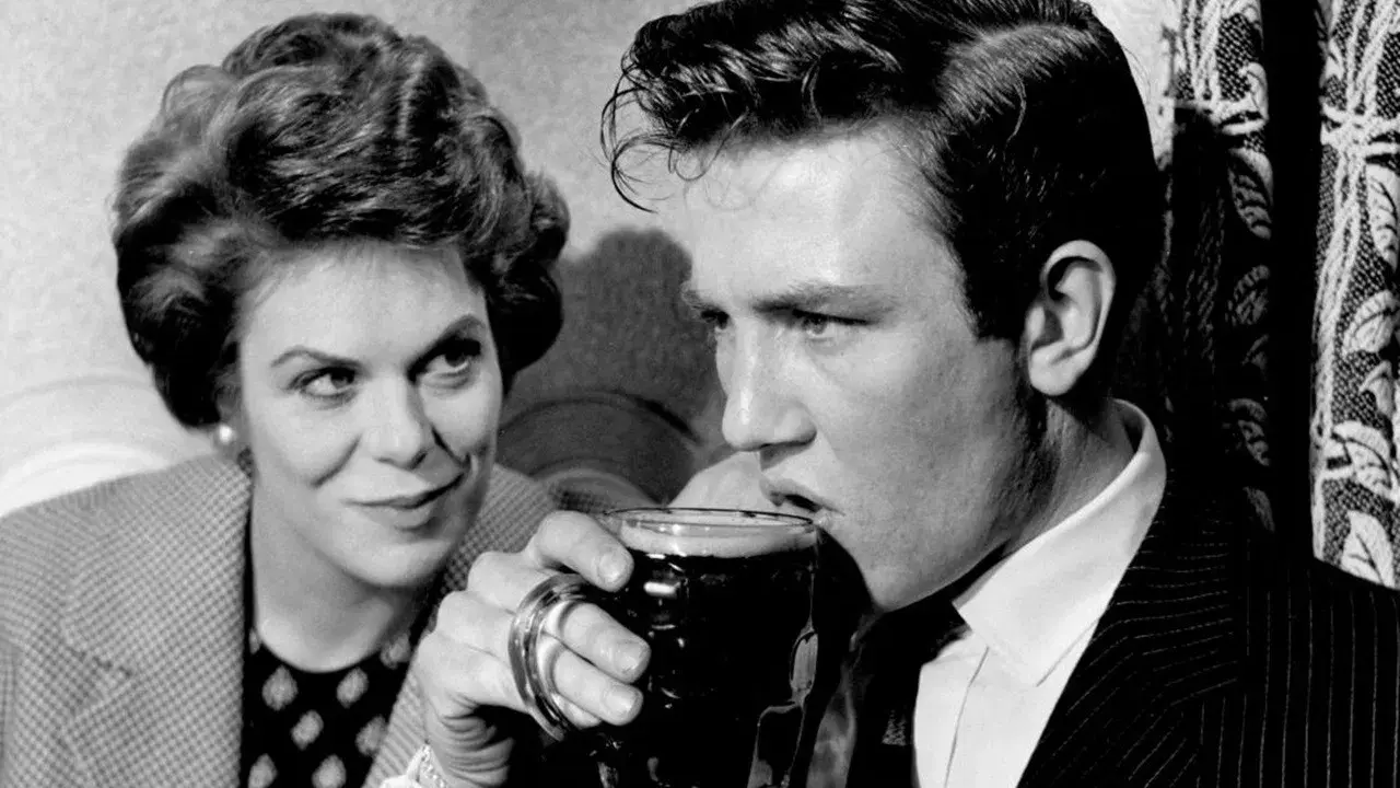 Tudo Começou num Sábado