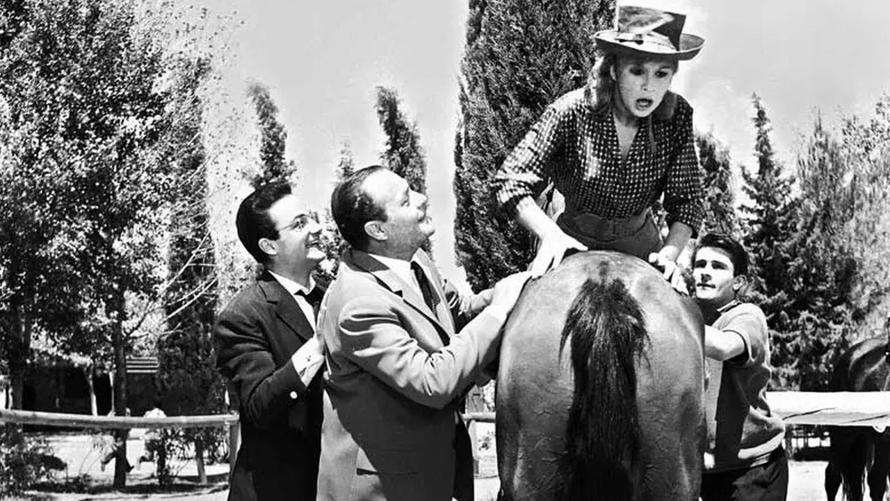 Η Λίζα Και Η Άλλη