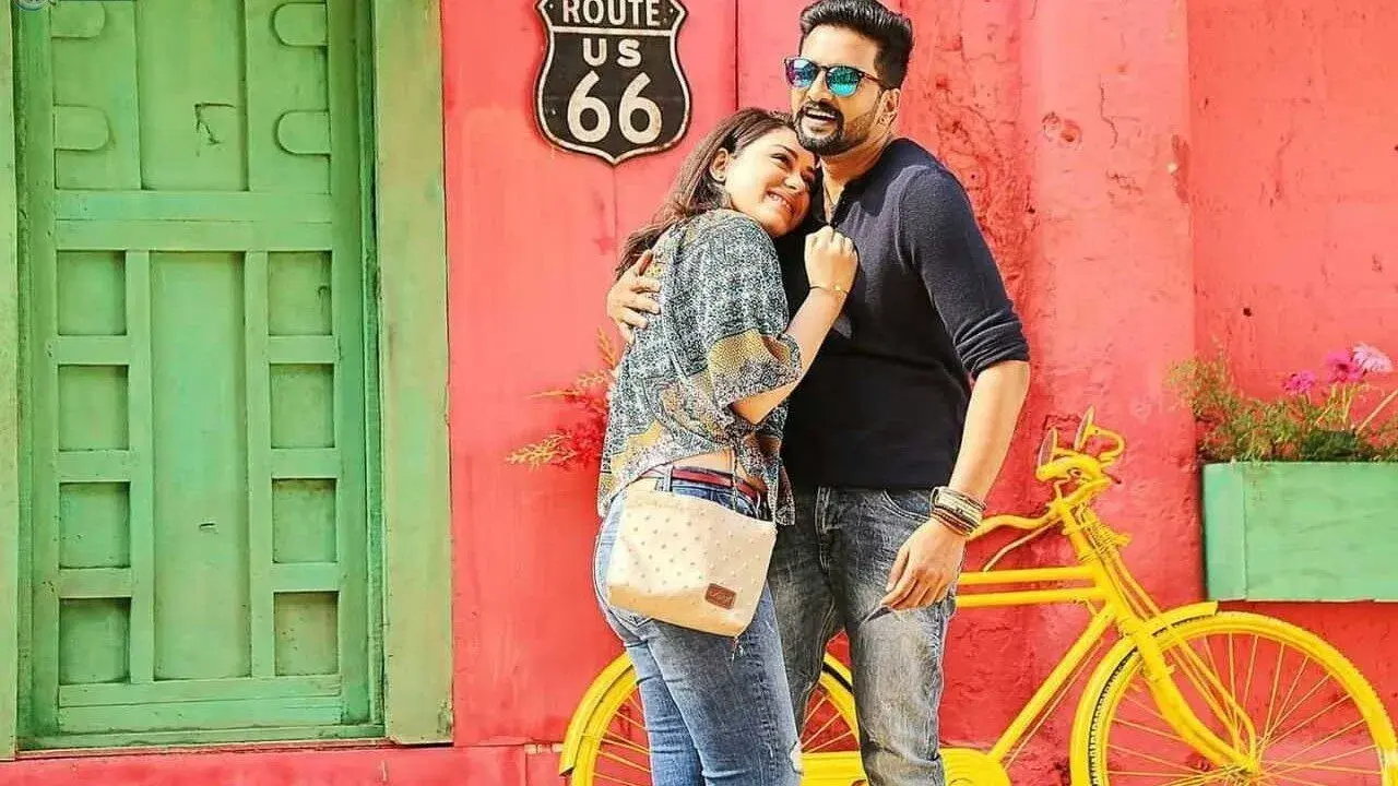 தில்லுக்கு துட்டு