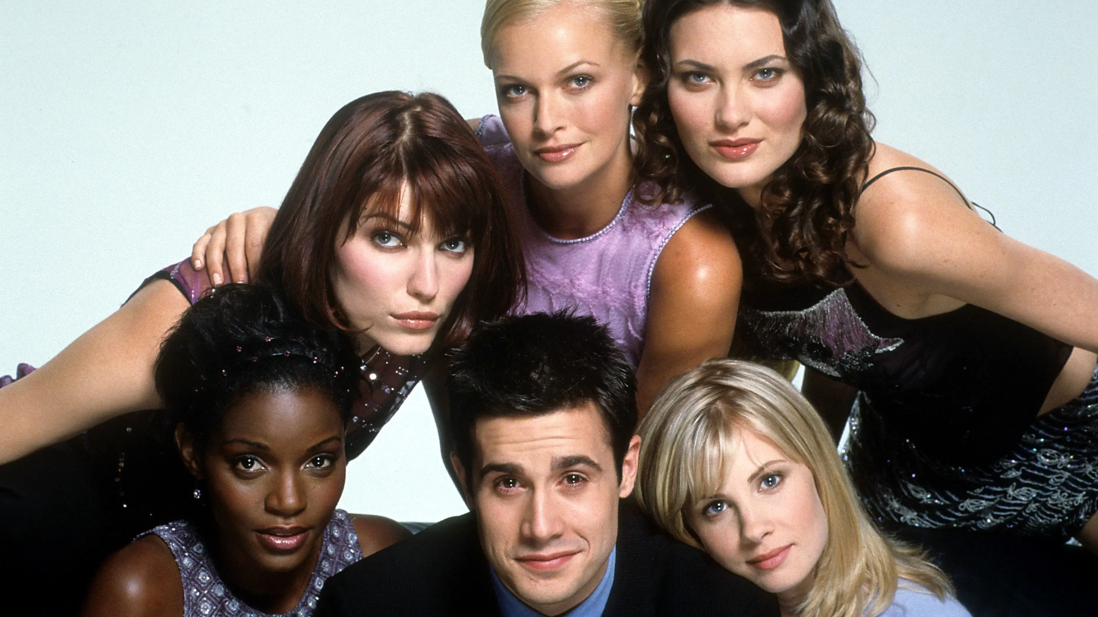 Cinco Evas e Um Adão