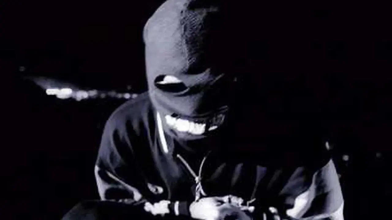 Notícias de uma Guerra Particular