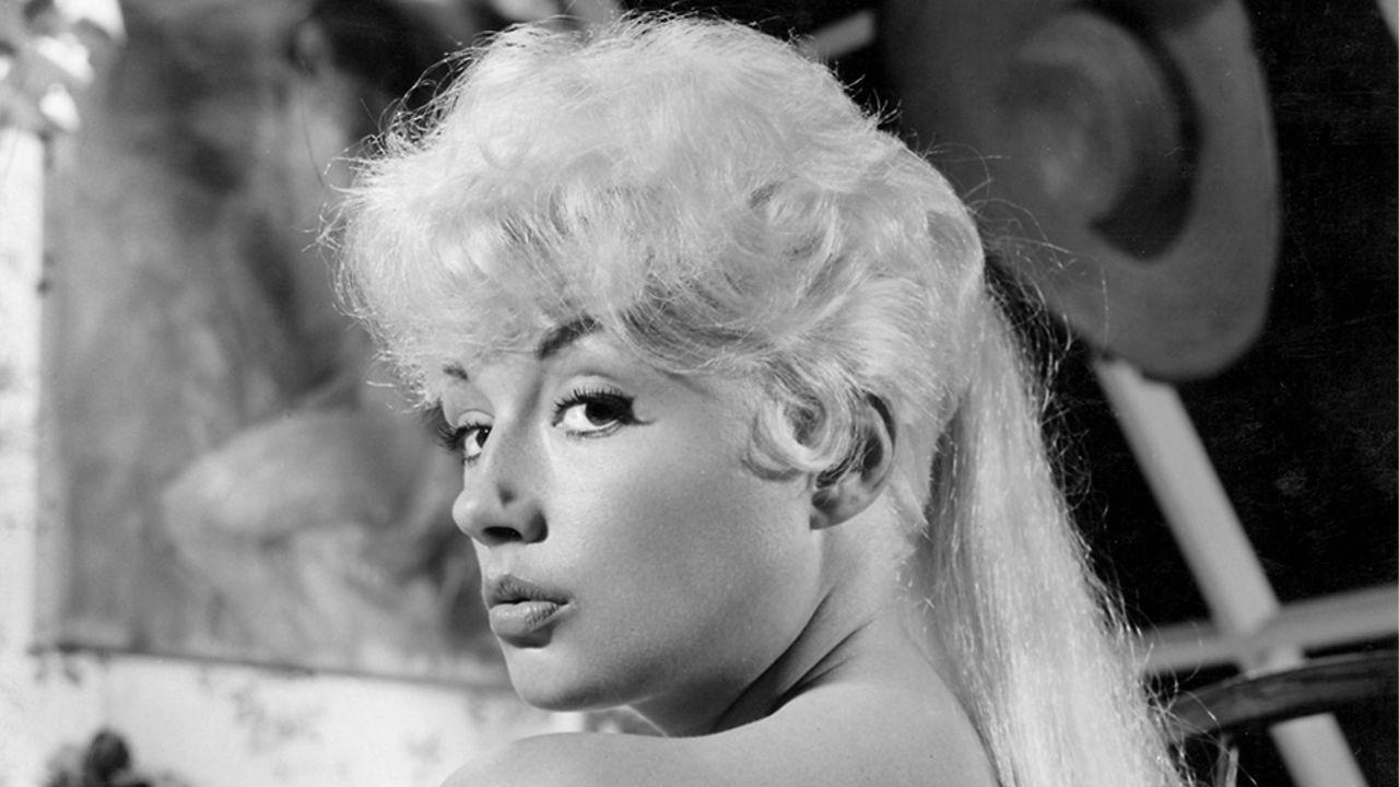 Nus como a Natureza Manda