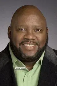 Lynch R. Travis