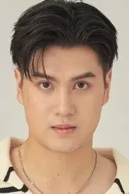 ณฐริศร์ วรกรเลิศสิทธิ์