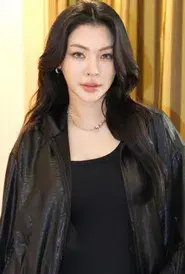 สุภาพร มะลิซ้อน