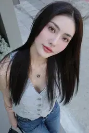 ริณา ฉัตรอมรชัย