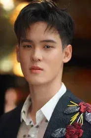 Kris Sakris Strickland