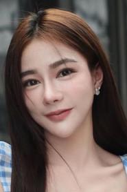 เฟิร์น ปภัสรินทร์