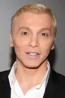 Τάκης Ζαχαράτος