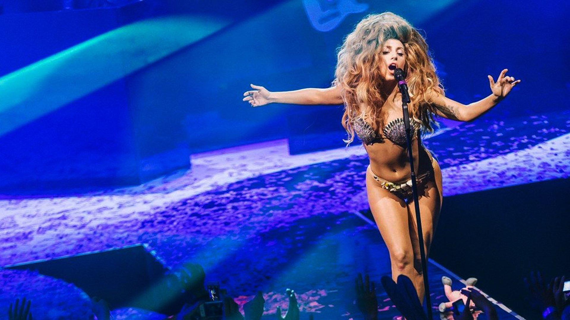 Lady Gaga: iTunes Festival 2013