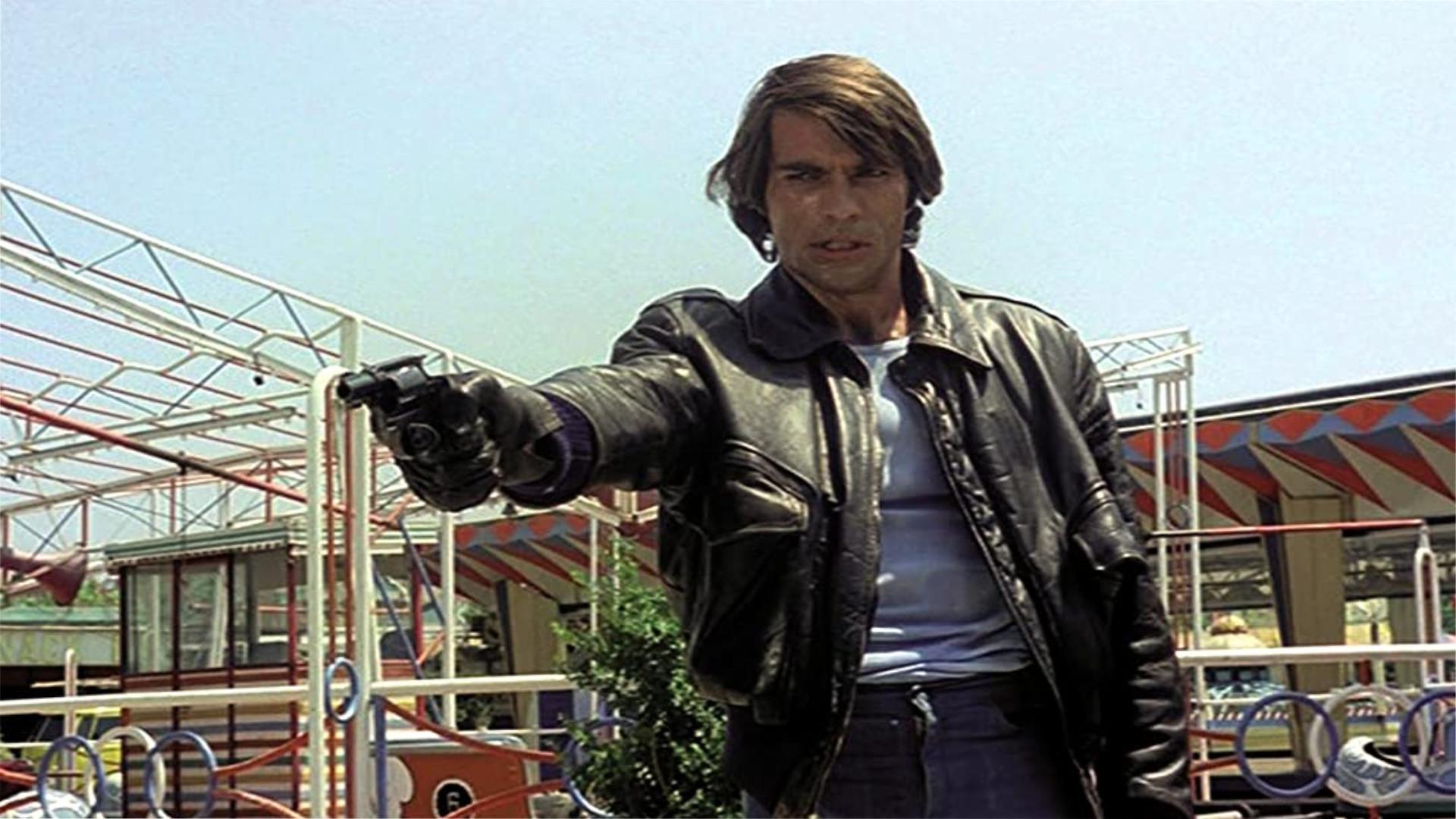 La città sconvolta: caccia spietata ai rapitori