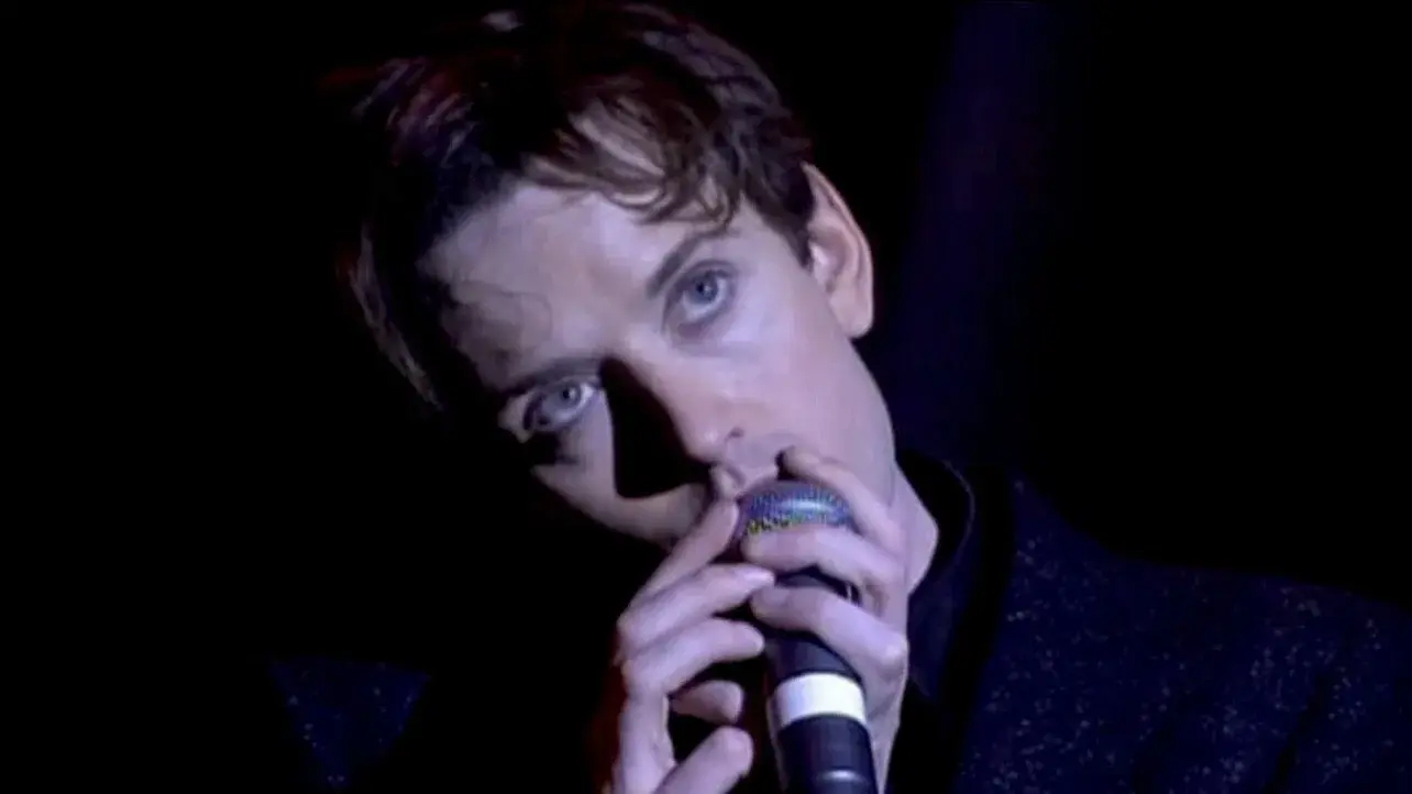 Pulp: F.E.E.L.I.N.G.C.A.L.L.E.D.L.I.V.E.