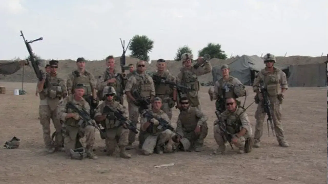 Campo de Matança: Assassinato Além da Trincheira