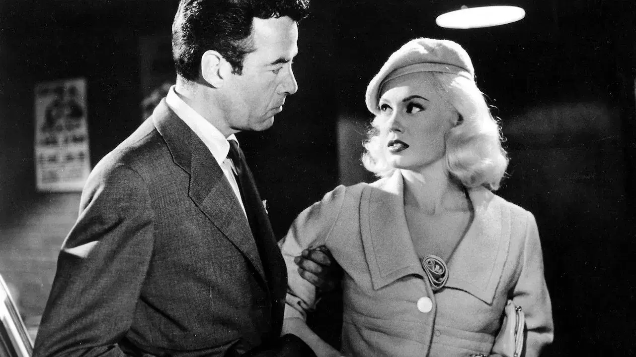 Garotas, Gatilhos e Gângsters