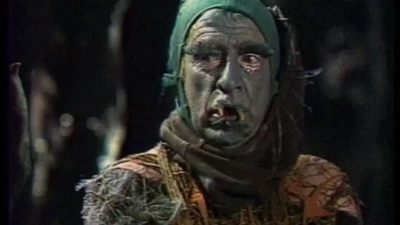 Сказочное путешествие мистера Бильбо Беггинса Хоббита через дикий край, чёрный лес, за туманные горы. Туда и обратно