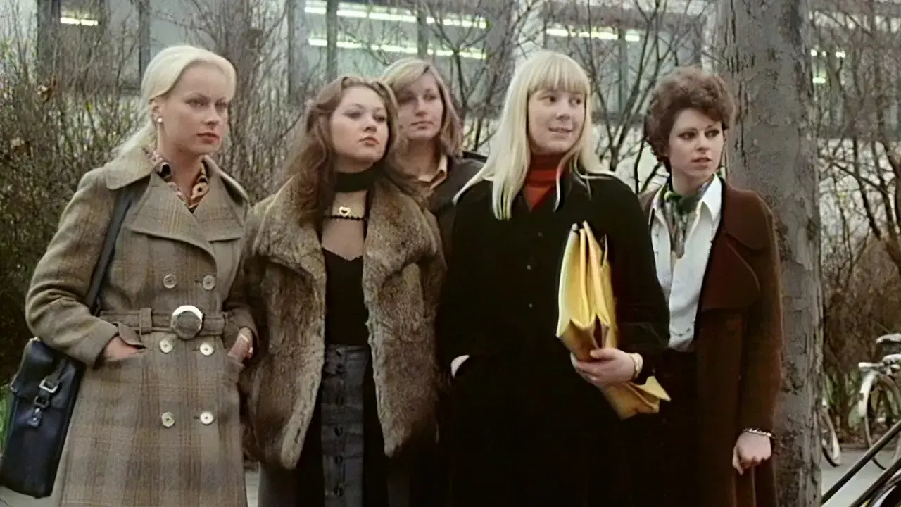 Schulmädchen-Report 10. Teil: Irgendwann fängt jede an