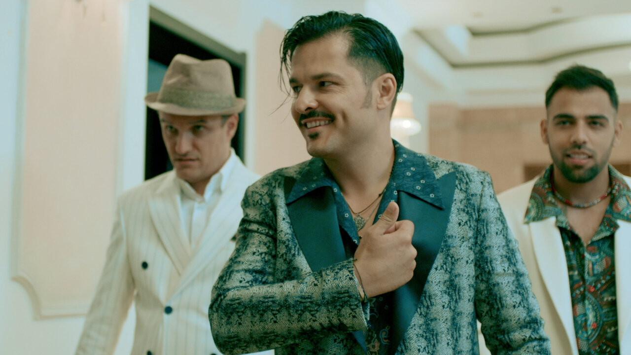 Zăpadă, Ceai și Dragoste