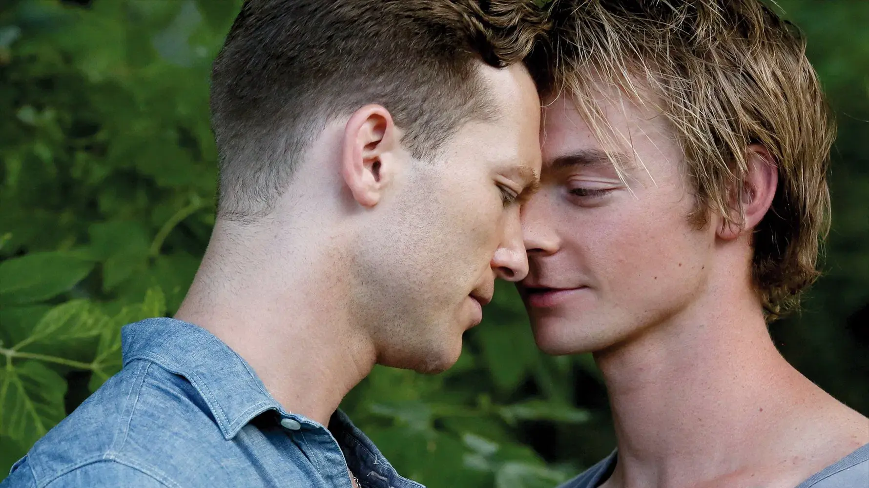 Aço: Em Busca de Si Mesmo